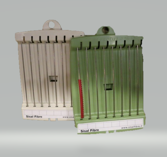 Sisalfibre P-AN - Plastic Band Organizer with metal rods for bands - Available in Green or Tan - Breeding Accessory 