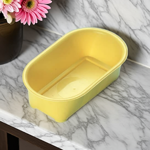 Deep Bird Bath - STA Soluzioni - 4 colors, lime green, blue, yellow and white - Inside the cage on the floor